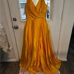 Elegant Yellow Evening Gown
